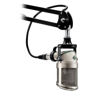 neumann-microphone-studio-1699345